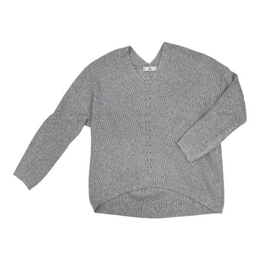 Sweater By Clothes Mentor In Grey, Size:L