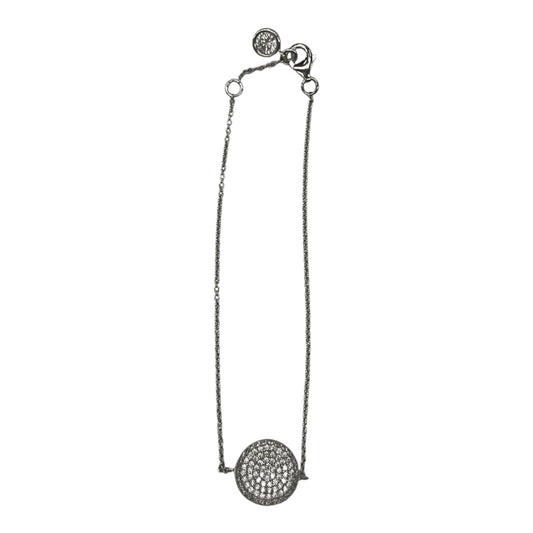 Bracelet Charm By Clothes Mentor In Silver