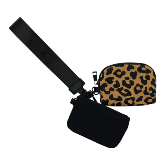 WRISTLET by    CLOTHES MENTOR In ANIMAL PRINT, Size: LARGE