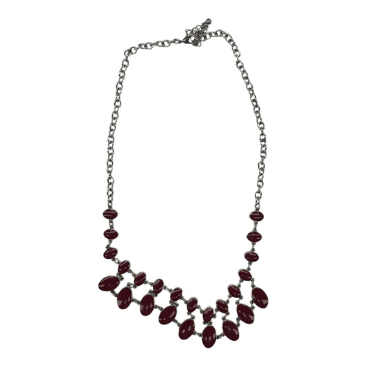 Necklace Statement By Clothes Mentor In Grey & Red