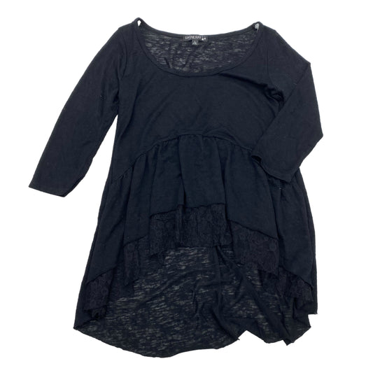 BLACK TOP 3/4 SLEEVE by LIVING DOLL Size:L