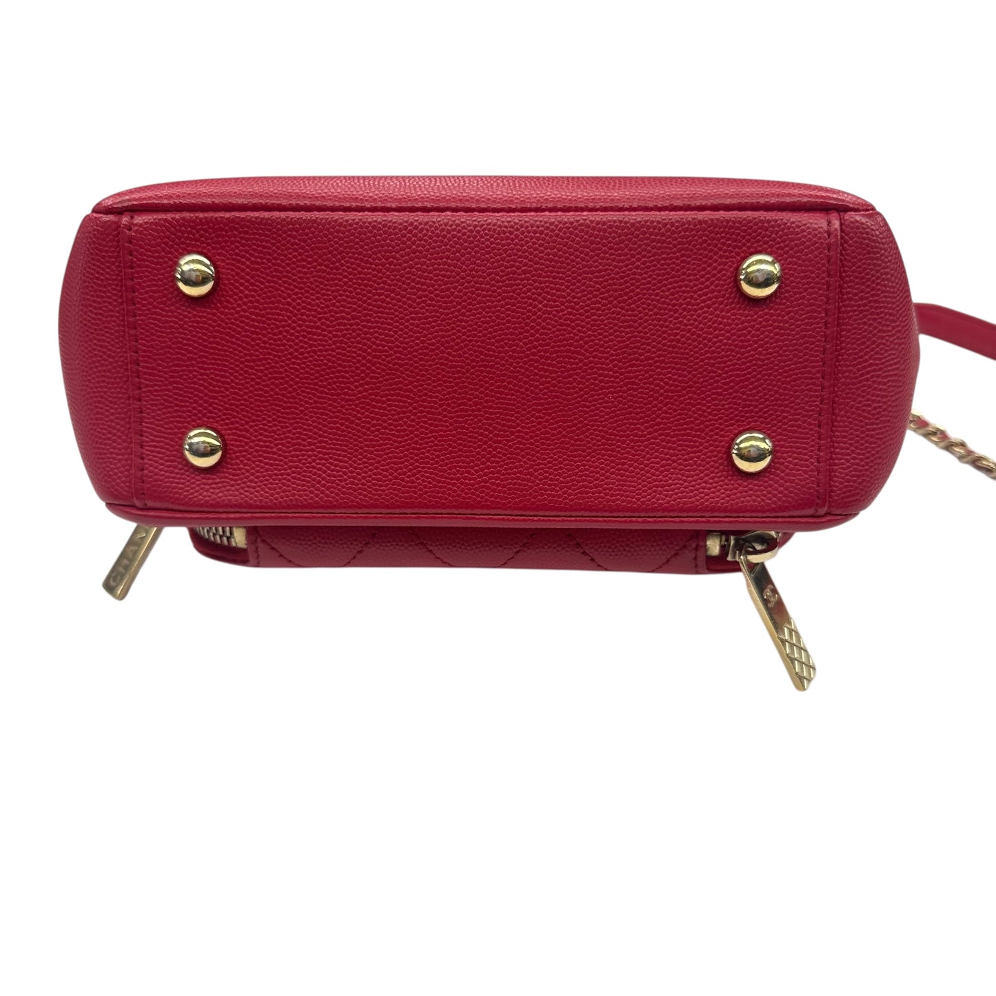 Crossbody Luxury Designer By Chanel In Red, Size:Small