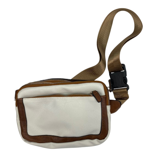 Belt Bag By Cme In Cream, Size:Small