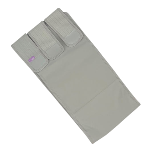 Accessory Label By Clothes Mentor In Grey