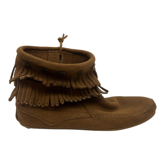 Boots Ankle Flats By Minnetonka In Brown, Size:9