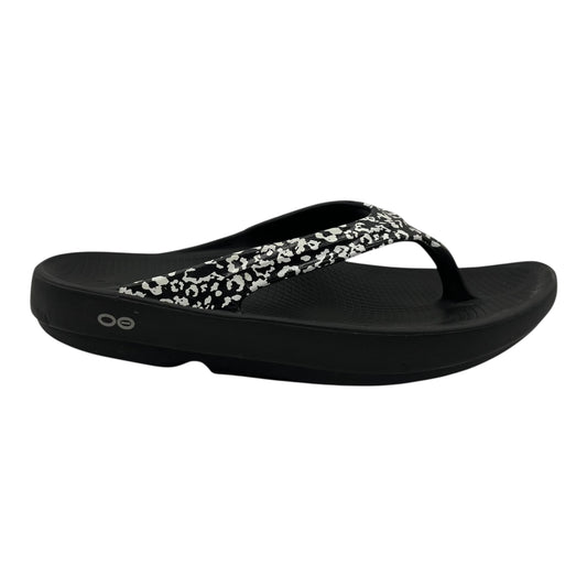 Sandals Flip Flops By Oofos In Black, Size:8.5
