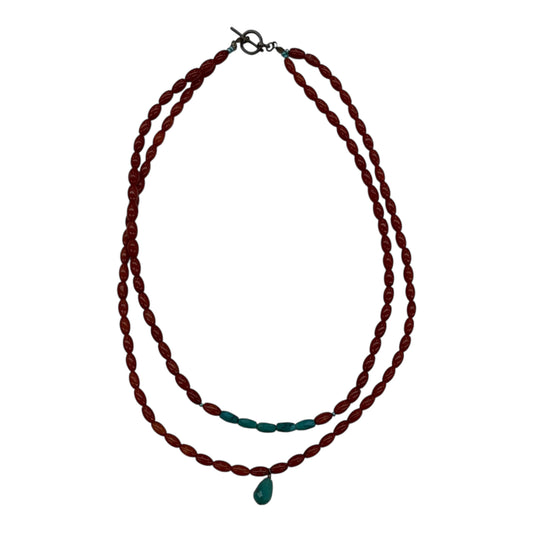 Necklace Chain By Clothes Mentor In Green & Red