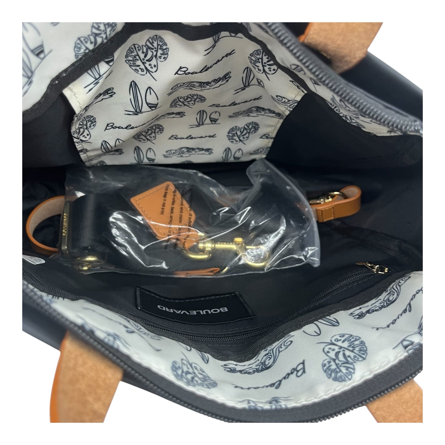 Handbag By Cmb In Black, Size:Medium