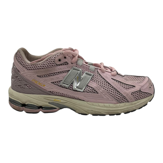 Shoes Sneakers By New Balance In Pink, Size:7