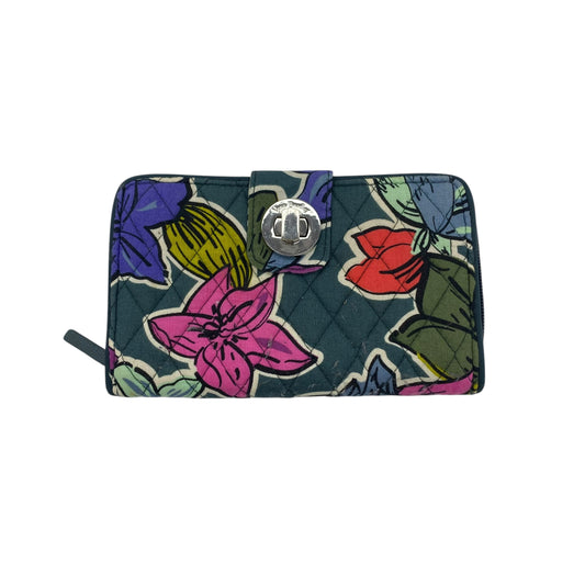 Wallet By Vera Bradley In Green, Size:Large