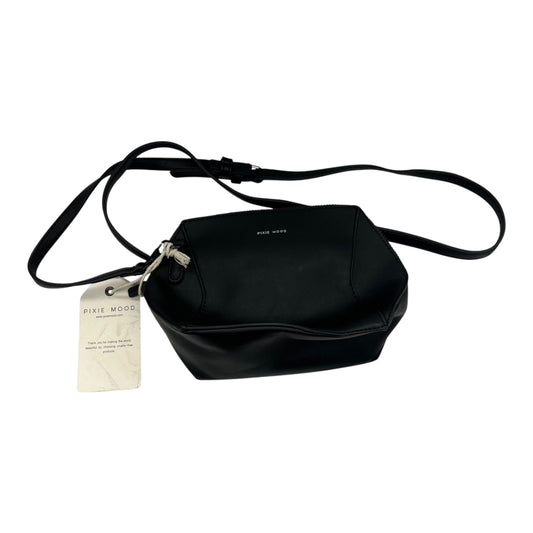 Crossbody By Clothes Mentor In Black, Size:Small