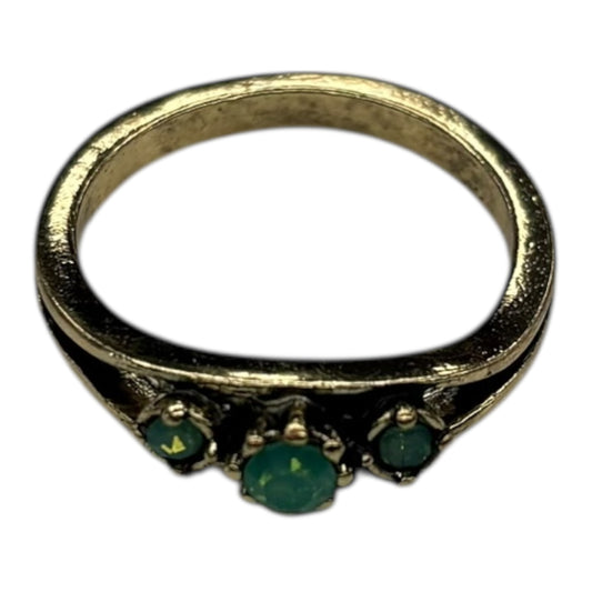 Ring Band By Clothes Mentor In Gold & Green