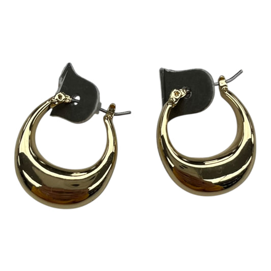 Earrings Hoop By Clothes Mentor In Gold