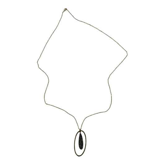 Necklace Charm By Clothes Mentor In Gold