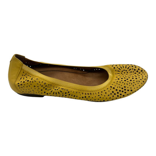 SHOES FLATS by VIONIC In YELLOW, Size: 9