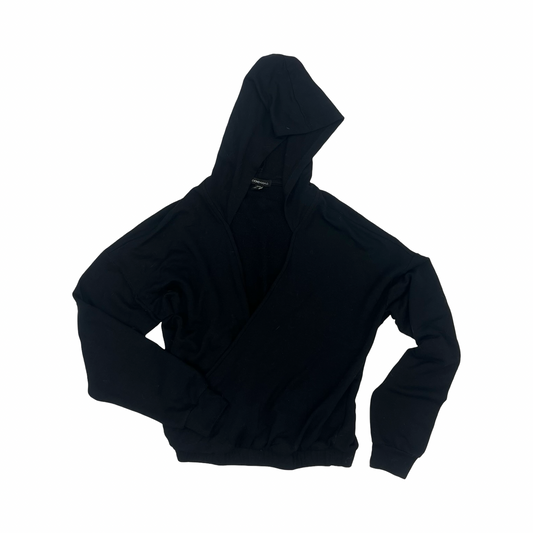 Athletic Top Ls Collar By Beyond Yoga In Black, Size:M