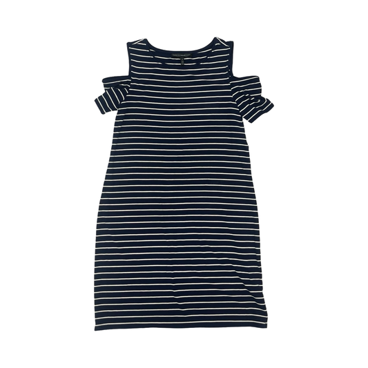 Dress Casual Short By White House Black Market In Blue & White, Size:M