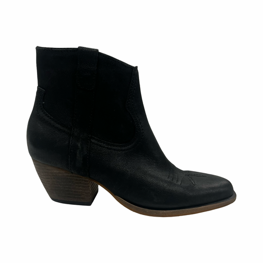 Boots Ankle Heels By Dolce Vita In Black, Size:7