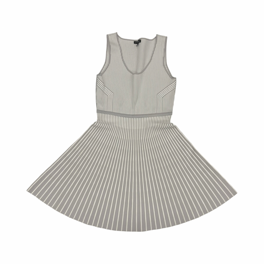 Dress Casual Midi By Banana Republic In Grey & White, Size:Xl