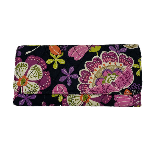 Wallet By Vera Bradley  Size: Medium